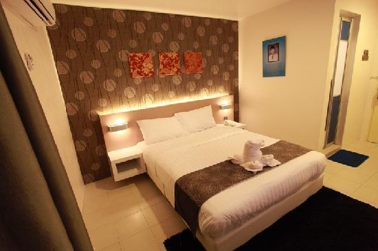 Hollywood Hotel Jakarta Room photo